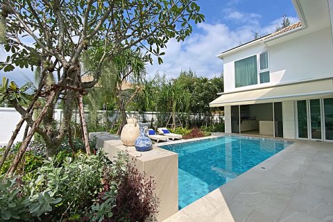 Chalet de 4 dormitorios en Hua Hin, Tailandia № 168304 - foto 5