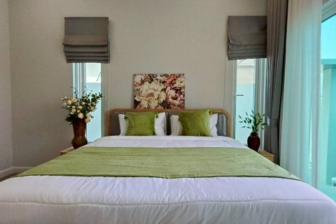 Chalet de 3 dormitorios en Hua Hin, Tailandia № 168266 - foto 17
