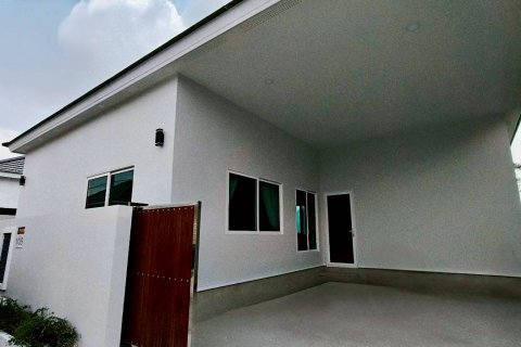 Chalet de 3 dormitorios en Hua Hin, Tailandia № 168266 - foto 24