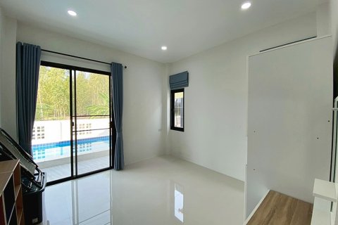 Chalet de 3 dormitorios en Hua Hin, Tailandia № 168269 - foto 26