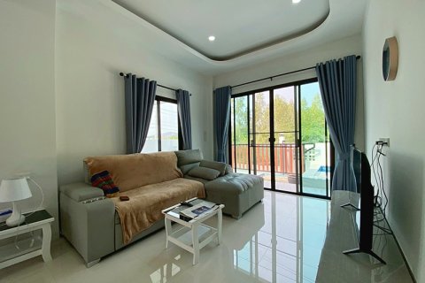 Chalet de 3 dormitorios en Hua Hin, Tailandia № 168269 - foto 13