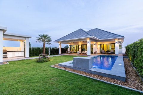 Villa à Hua Hin, Thaïlande 3 chambres № 168267