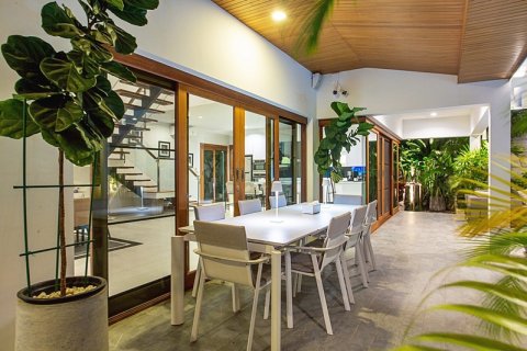 Chalet de 4 dormitorios en Hua Hin, Tailandia № 168268 - foto 6