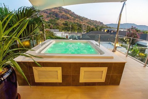 Chalet de 4 dormitorios en Hua Hin, Tailandia № 168268 - foto 4