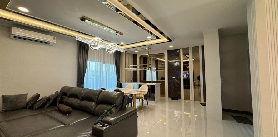 บ้านในกรุงเทพฯ, ประเทศไทย 4 ห้องนอน № 189364