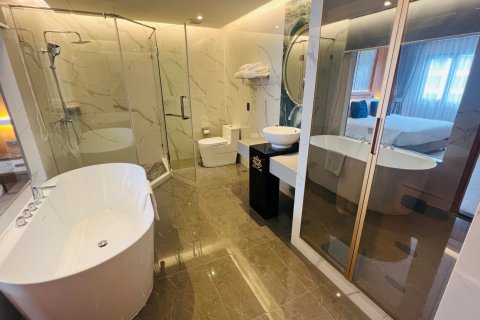 Condo on Jomtien Beach, Pattaya, Thailand, 2 bedrooms  № 165147 - photo 22