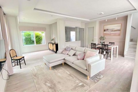 Casa de 2 dormitorios en Prawet, Bangkok, Tailandia № 47521