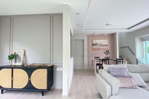 Casa de 2 dormitorios en Prawet, Bangkok, Tailandia № 47521 - foto 16
