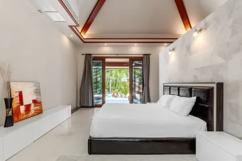 Chalet de 4 dormitorios en Phuket, Tailandia № 152527 - foto 22