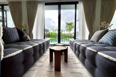Chalet de 3 dormitorios en Pattaya, Tailandia № 151117 - foto 10