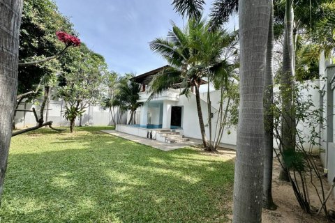 Villa in Pattaya, Thailand 4 Schlafzimmer № 159942 - Foto 10