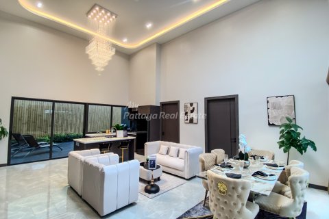 Casa de 3 dormitorios en Bang Lamung, Tailandia № 144569 - foto 5