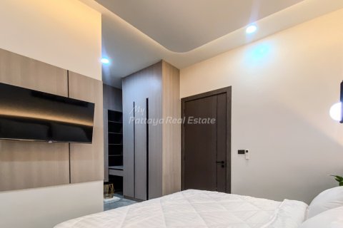 Casa de 3 dormitorios en Bang Lamung, Tailandia № 144569 - foto 24