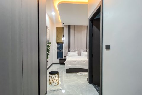 Casa de 3 dormitorios en Bang Lamung, Tailandia № 144569 - foto 18