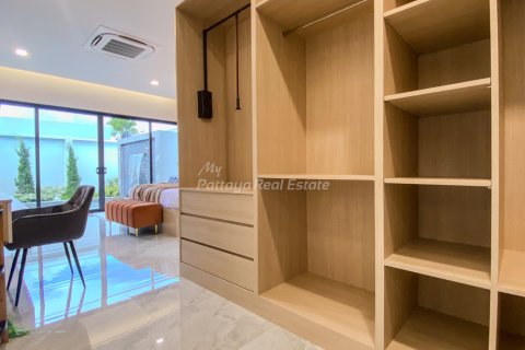 Casa de 3 dormitorios en Bang Lamung, Tailandia № 144570 - foto 8