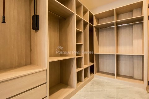 Casa de 3 dormitorios en Bang Lamung, Tailandia № 144570 - foto 12