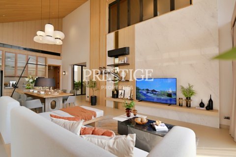 House in Pattaya, Thailand 3 bedrooms № 198224 - photo 5