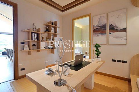 House in Pattaya, Thailand 3 bedrooms № 198224 - photo 21