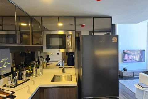Condo in Bangkok, Thailand, 2 bedrooms № 187305 - photo 9