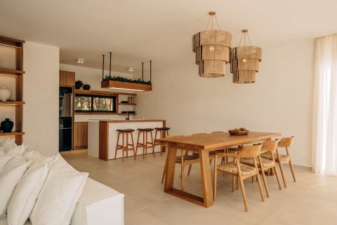 Chalet de 3 dormitorios en Ko Samui, Tailandia № 165306 - foto 17