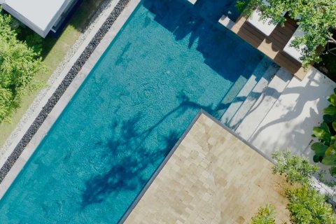Chalet de 3 dormitorios en Layan Beach, Tailandia № 165337 - foto 10
