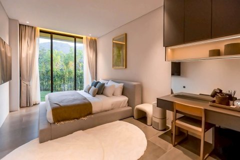 Chalet de 4 dormitorios en Kamala, Tailandia № 165339 - foto 5