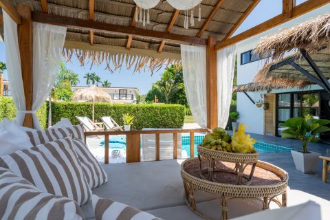 Chalet de 5 dormitorios en Krabi, Tailandia № 165340 - foto 15