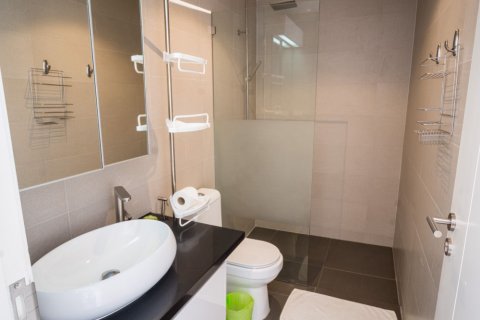 Apartamento de 2 dormitorios en Ko Samui, Tailandia № 163231 - foto 12