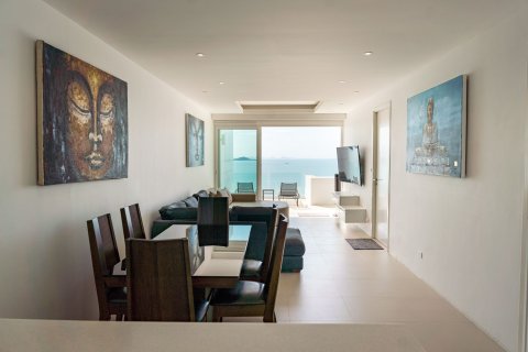 Apartamento de 2 dormitorios en Ko Samui, Tailandia № 163231 - foto 2