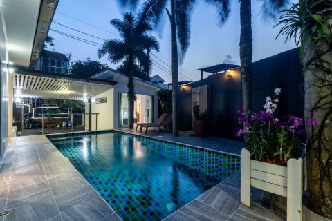Villa in Phuket, Thailand 3 Schlafzimmer № 169358 - Foto 2
