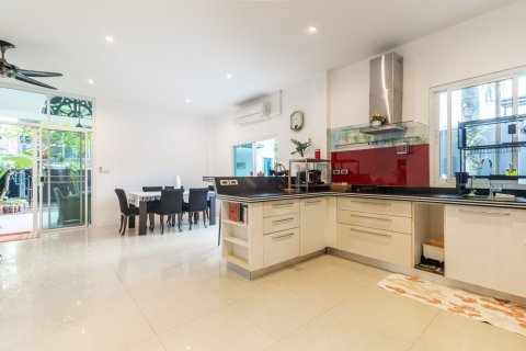 Villa in Phuket, Thailand 3 Schlafzimmer № 169358 - Foto 12
