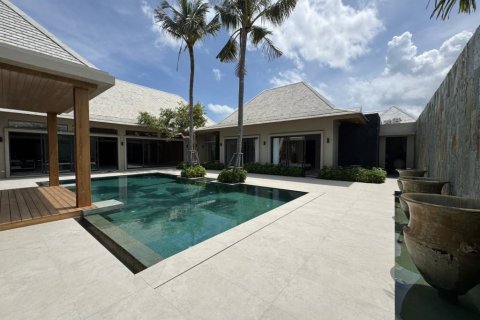 Chalet de 3 dormitorios en Surat Thani, Tailandia № 172941 - foto 2