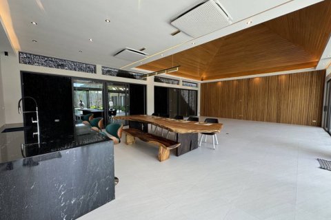 Chalet de 3 dormitorios en Surat Thani, Tailandia № 172941 - foto 9