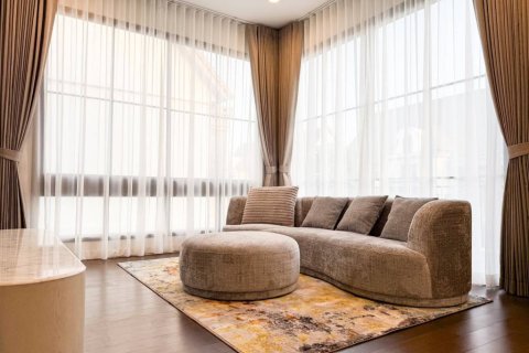 Casa de 4 dormitorios en Bangkok, Tailandia № 172944 - foto 2