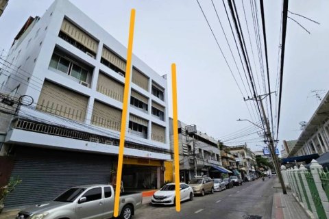 Reihenhaus in Bangkok, Thailand 4 Schlafzimmer № 149561