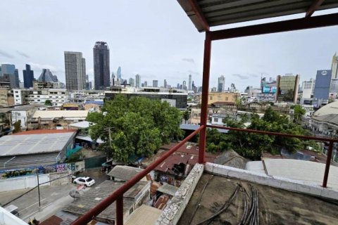 Adosado de 4 dormitorios en Bangkok, Tailandia № 149561 - foto 7
