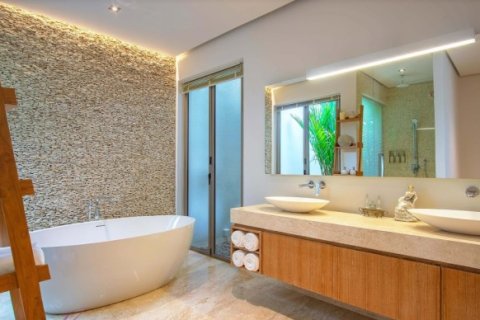 Chalet de 3 dormitorios en Phuket, Tailandia № 191182 - foto 10