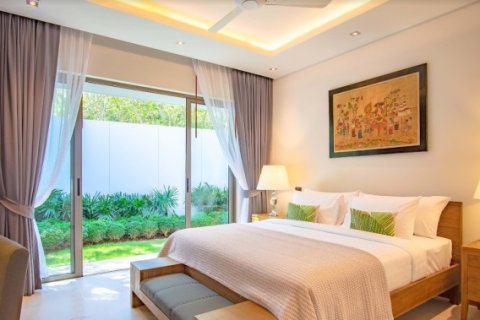 Chalet de 3 dormitorios en Phuket, Tailandia № 191182 - foto 12
