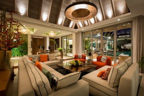 Chalet de 4 dormitorios en Phuket, Tailandia № 191180 - foto 7