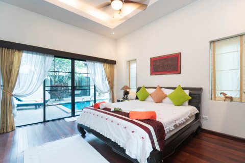 Villa in Phuket, Thailand 2 Schlafzimmer № 167527 - Foto 23