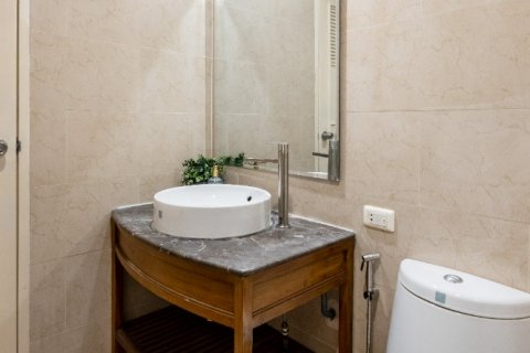 Condominio de 2 dormitorios en Bangkok, Tailandia № 143153 - foto 19