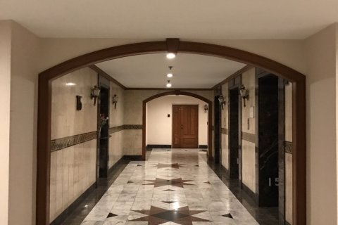 Condominio de 2 dormitorios en Bangkok, Tailandia № 143169 - foto 15