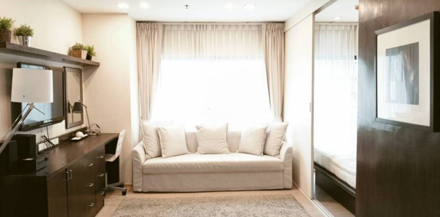 Condominio de 1 dormitorio en Khlong Toei, Bangkok, Tailandia № 115183