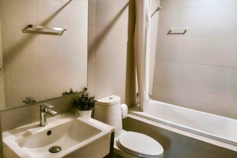 Condominio de 1 dormitorio en Khlong Toei, Bangkok, Tailandia № 115183 - foto 9