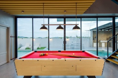 Chalet de 4 dormitorios en Hua Hin, Tailandia № 115180 - foto 8