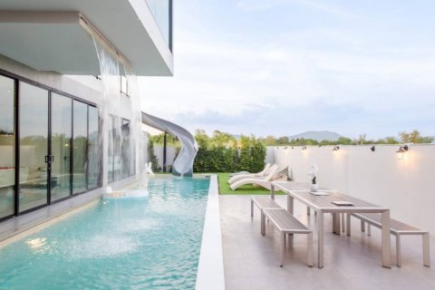 Chalet de 4 dormitorios en Hua Hin, Tailandia № 115180 - foto 4