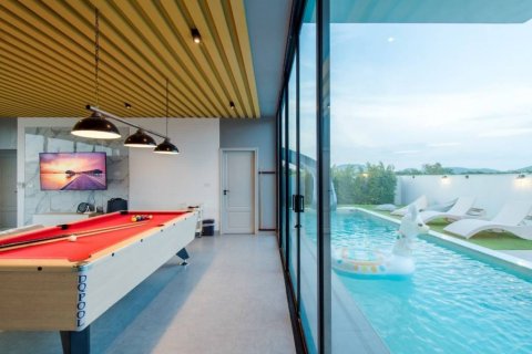 Chalet de 4 dormitorios en Hua Hin, Tailandia № 115180 - foto 6