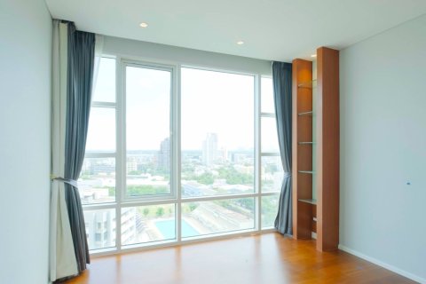 Condominio de 3 dormitorios en Bangkok, Tailandia № 180714 - foto 18
