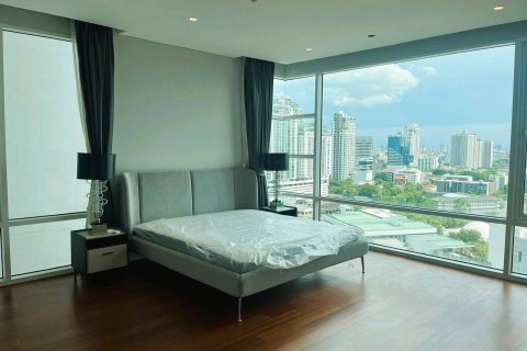 Condominio de 3 dormitorios en Bangkok, Tailandia № 180714 - foto 15