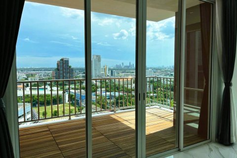 Condominio de 3 dormitorios en Bangkok, Tailandia № 180714 - foto 8